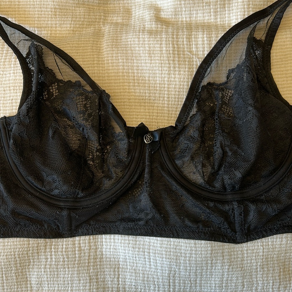 Victoria Secret Unlimed Demi Lace Bra. Longline Boning/Corset